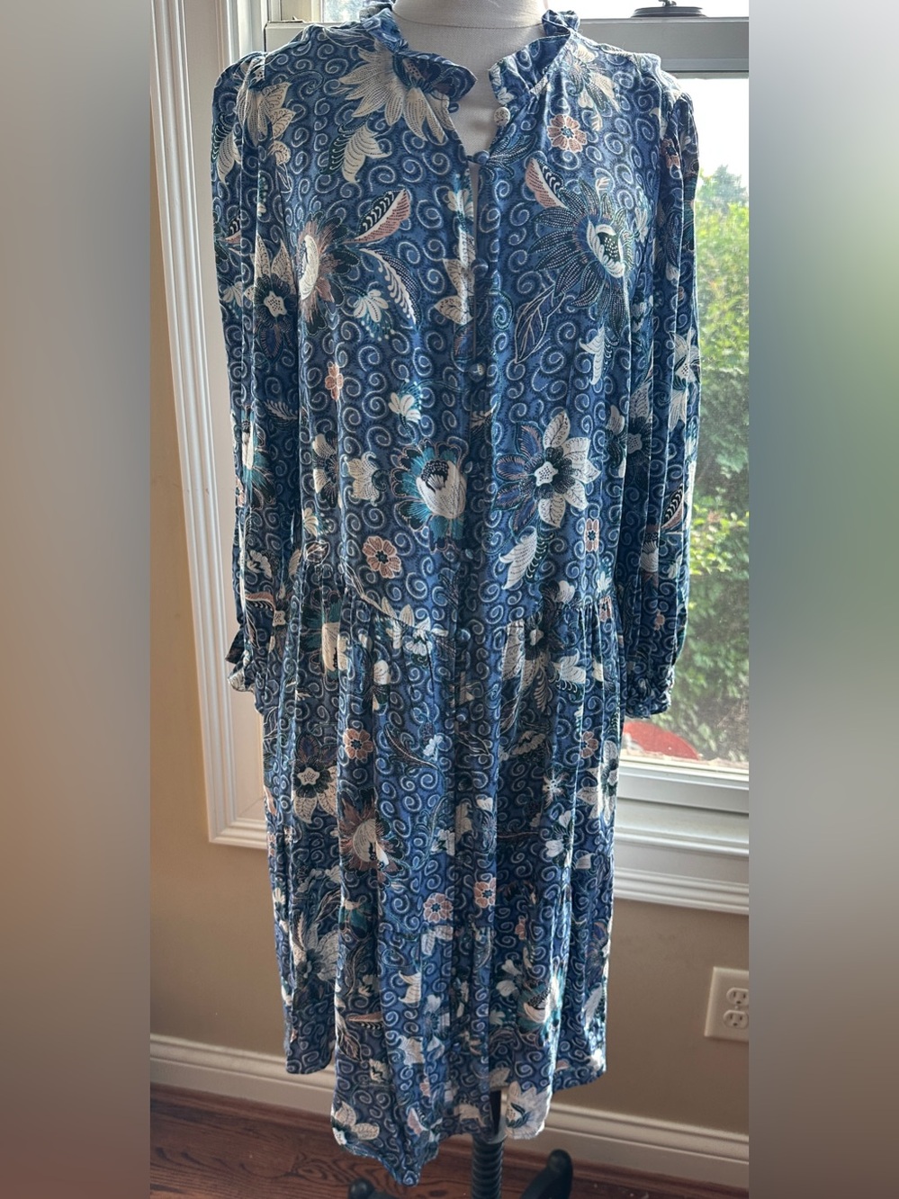 NWT Loft Ann Taylor $89 Tiered Ruffle Neck Floral‎ Dress, Size Large